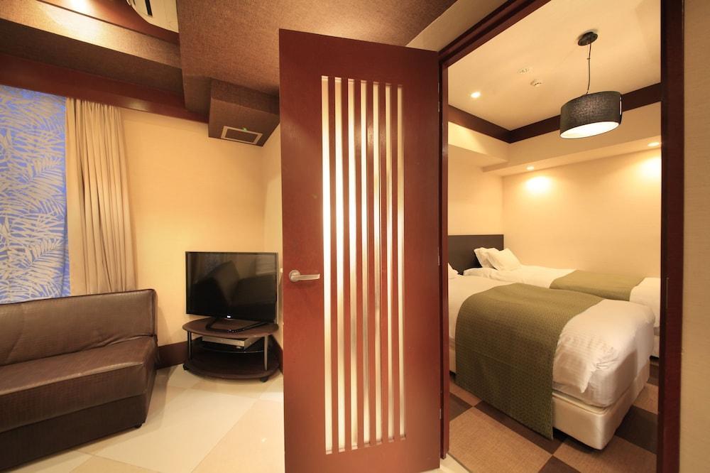 טוקיו Centurion Hotel Residential Cabin Tower מראה חיצוני תמונה